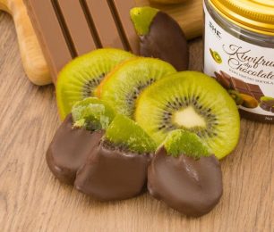 Trái cây sấy dẻo nhúng Socola – Mứt ngày tết siêu hấp dẫn