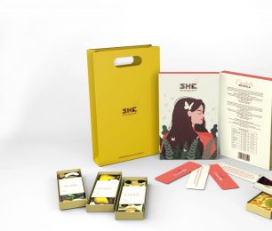 Quà tặng 8/3 cho nhân viên nữ ý nghĩa, bất ngờ